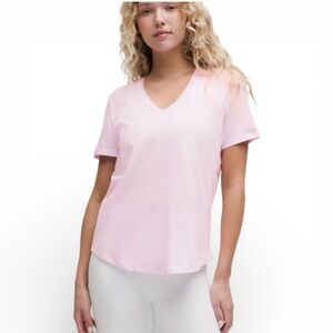 lululemon athletica love v neck tee